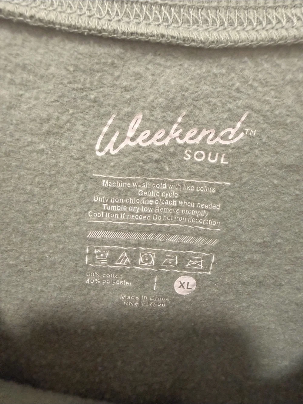 Weekend Soul 'Grow Your Own Way' Butterfly Sweatshirt Sage Green XL pullover